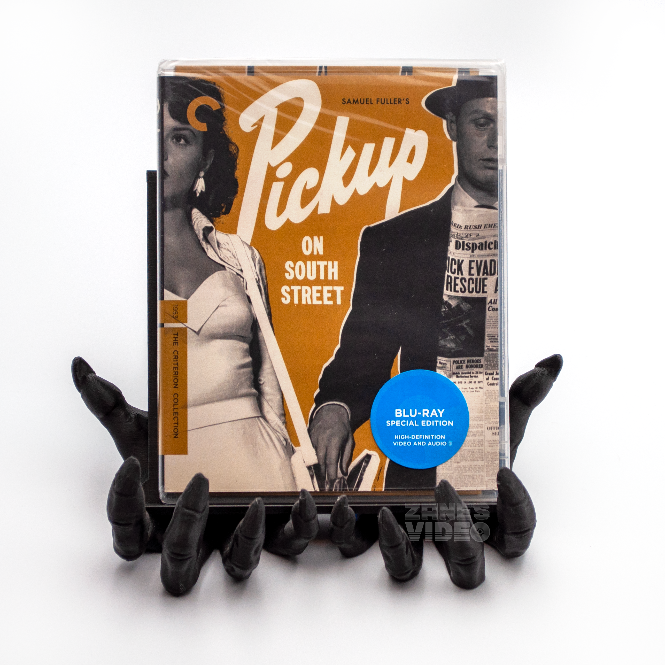 Pickup on South Street | Blu-ray